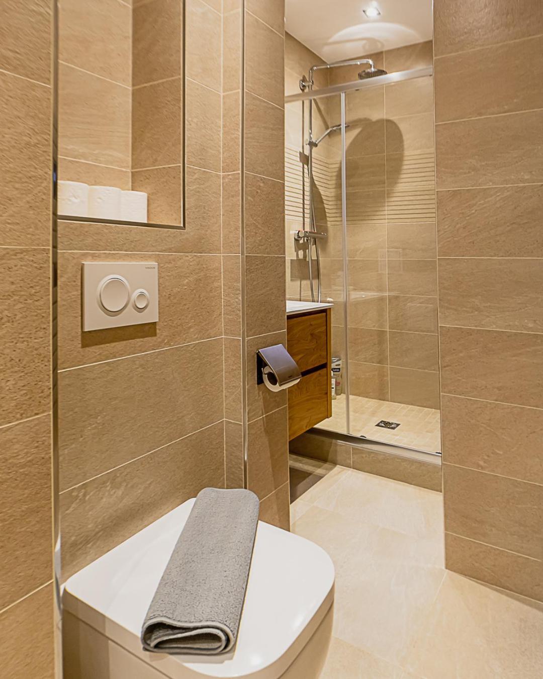 The Square, Paris-Asnieres, Private Apartment With Bedroom And Living Room المظهر الخارجي الصورة